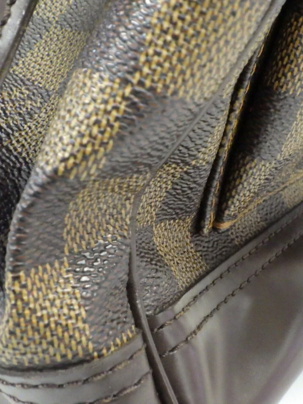Louis Vuitton Damier Ebene Bag - Picture 10 of 11